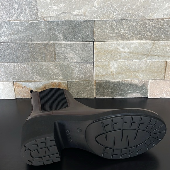 ECCO Women's Zurich Chelsea Chelsea Boot - Picture 8 of 9